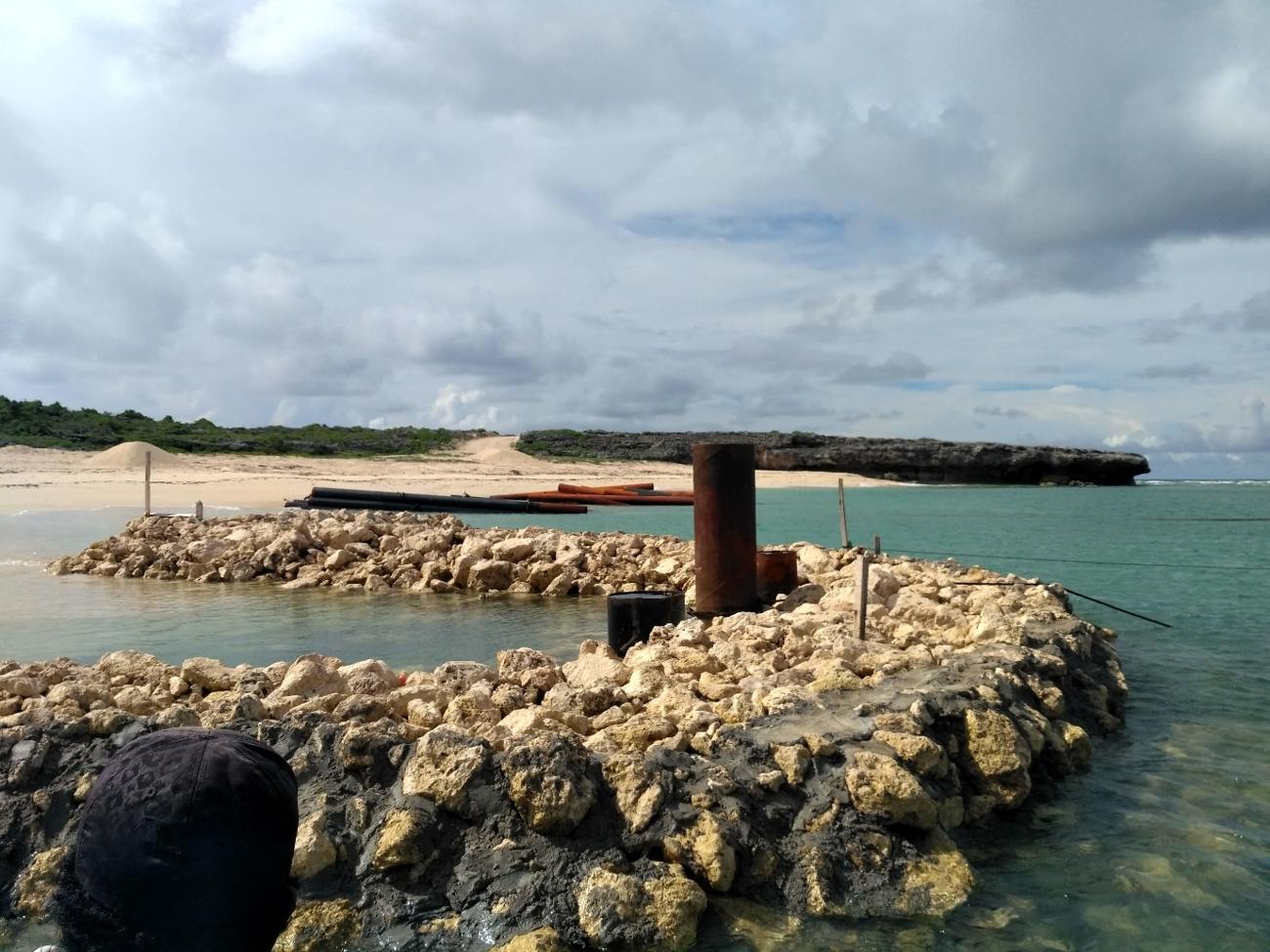 Pantai Bhe, Raijua Island